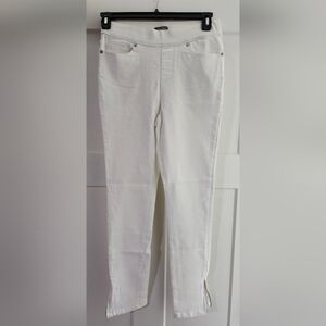 Martha Stewart regular knit denim ankle jeans w/zipper. Size 6. Nwot